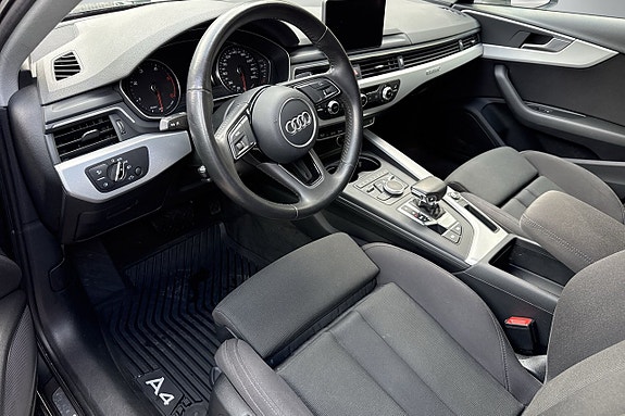 Audi A4 9 of 17