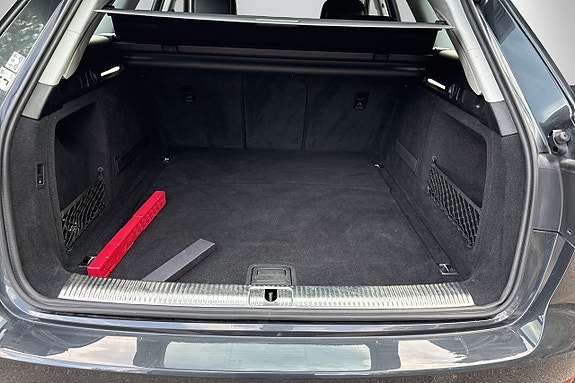 Audi A4 7 of 17