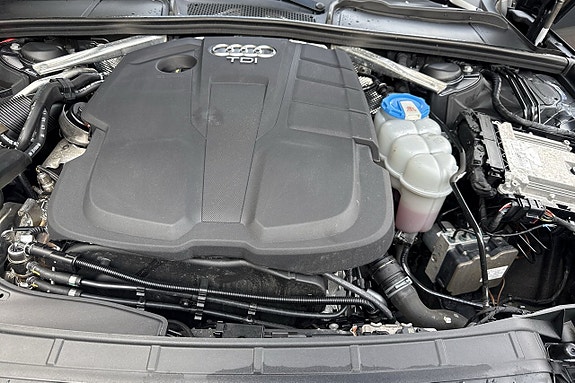 Audi A4 8 of 17