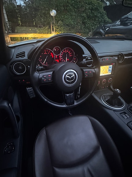Mazda MX-5 6 of 6