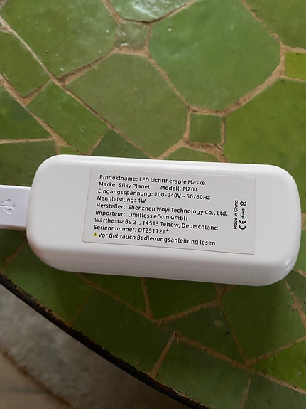 Product image 3 of 3