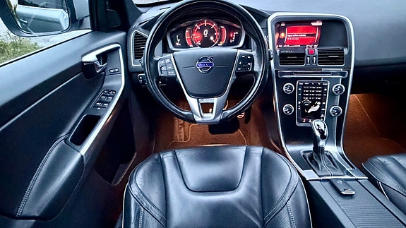 Volvo XC60 5 of 6