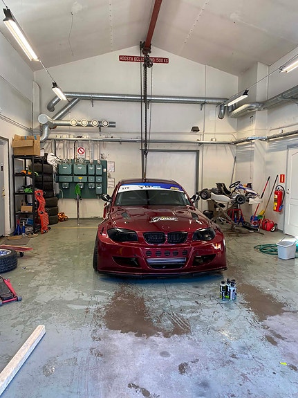 BMW 125i 3 of 10