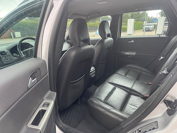 Volvo V50 8 of 19