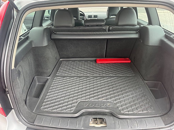 Volvo V50 10 of 19