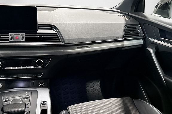 Audi Q5 15 of 22
