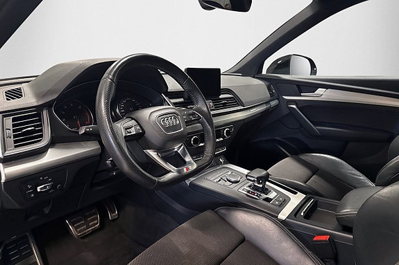 Audi Q5 8 of 22
