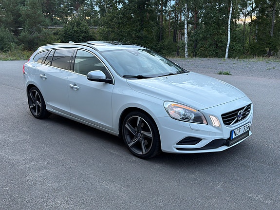 Volvo V60 5 of 7