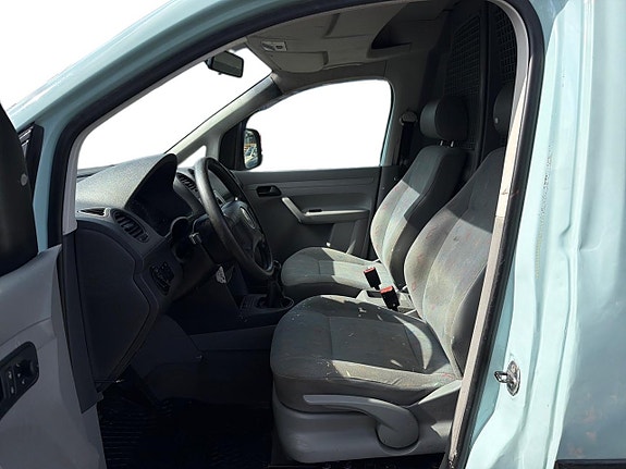 Volkswagen Caddy 16 of 24