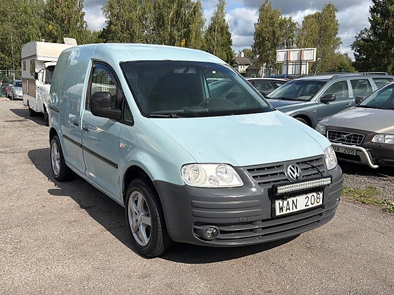 Volkswagen Caddy 17 of 24