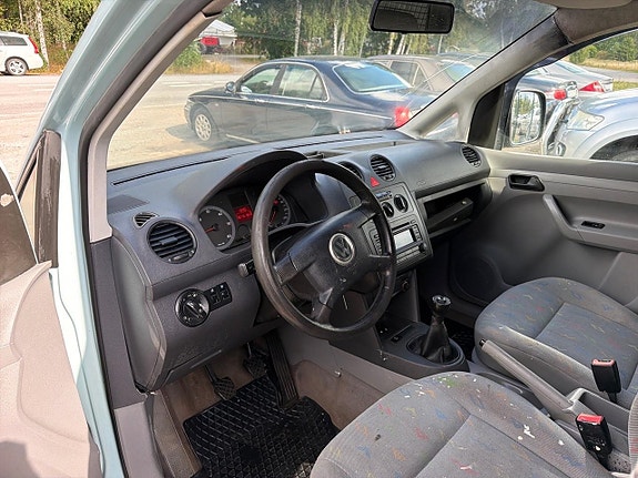 Volkswagen Caddy 13 of 24