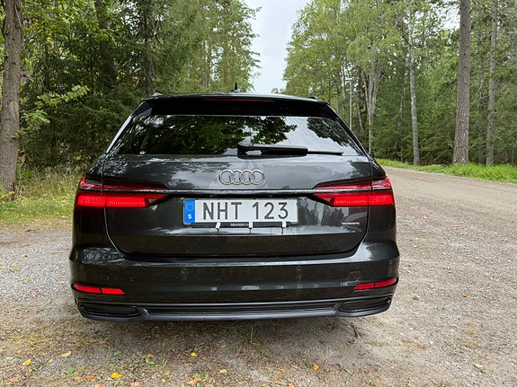 Audi A6 2 of 11