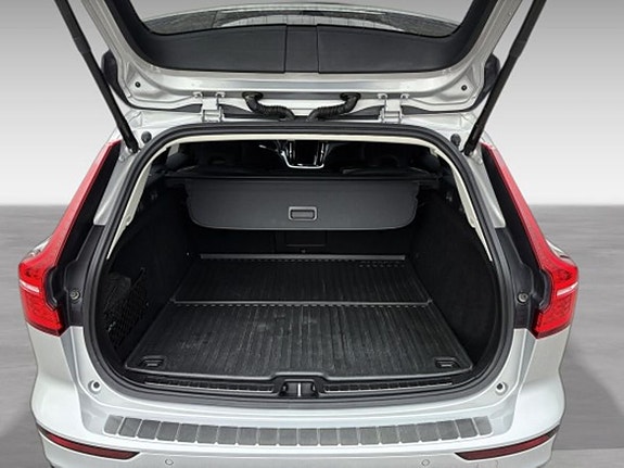 Volvo V60 Cross Country 17 of 17