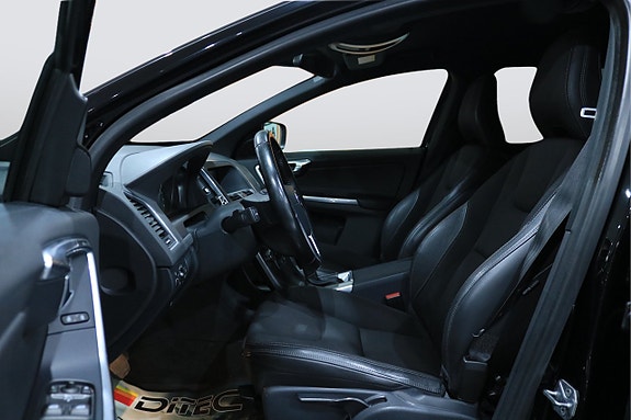 Volvo XC60 5 of 23