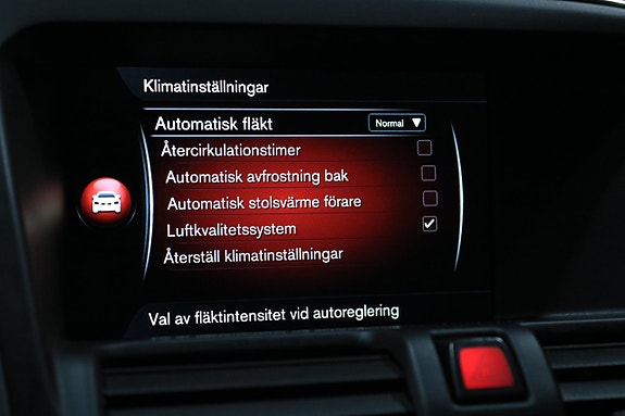 Volvo XC60 17 of 23