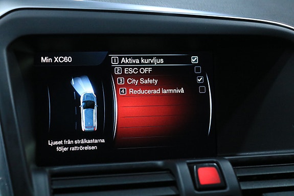 Volvo XC60 14 of 23