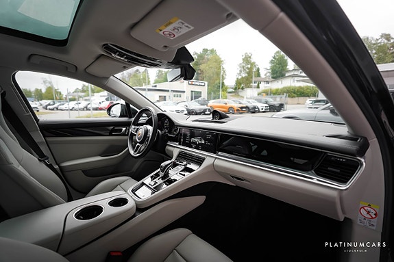 Porsche Panamera 4 9 of 20