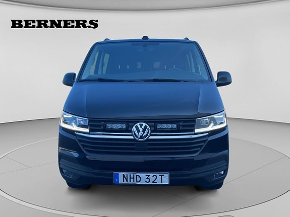 Volkswagen Transporter 8 of 16