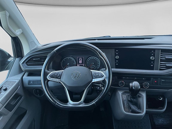 Volkswagen Transporter 12 of 16