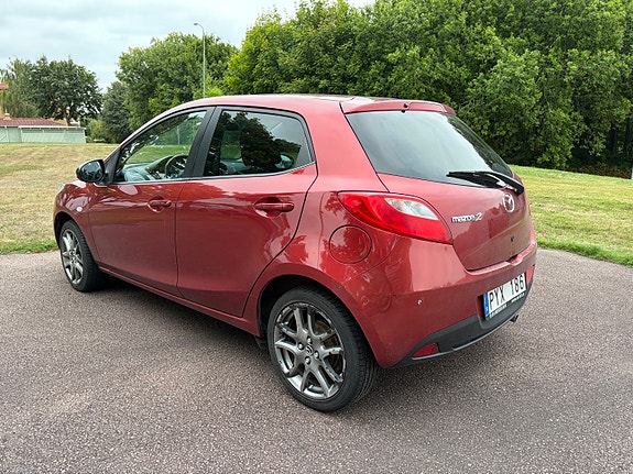 Mazda 2 3 of 12