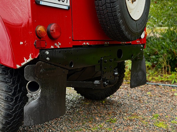 Land Rover Defender 90 8 of 25