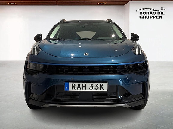Lynk & Co 01 8 of 18