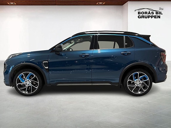 Lynk & Co 01 3 of 18
