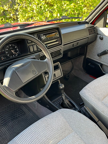 Volkswagen Golf II 9 of 14