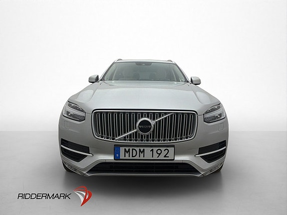 Volvo XC90 2 of 30