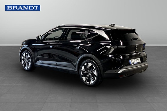 Renault Scenic E-Tech 2 of 10