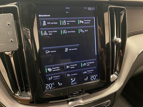 Volvo XC60 22 of 27