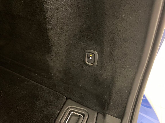 Volvo XC60 19 of 27