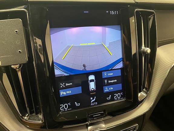 Volvo XC60 25 of 27