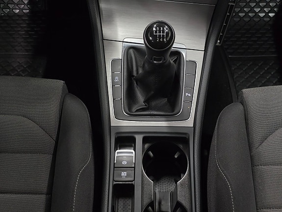 Volkswagen Golf I 21 of 30
