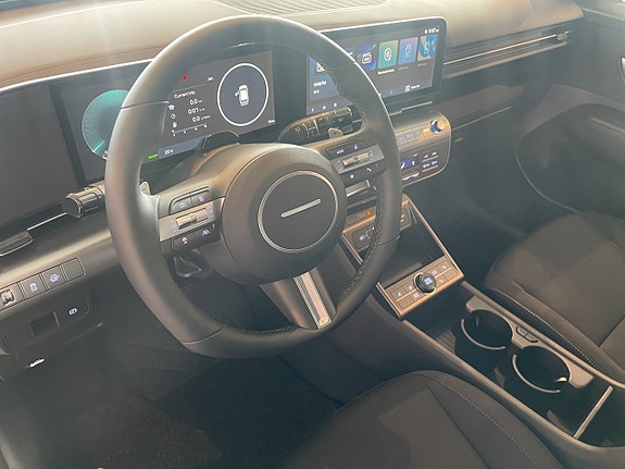 Hyundai Kona 10 of 15