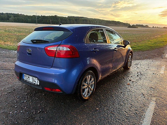 Kia Rio 3 of 14
