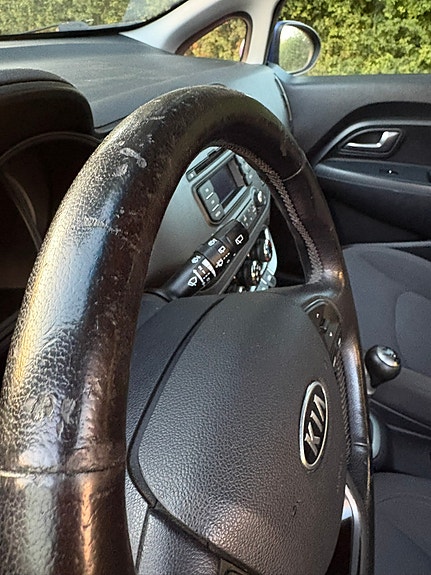 Kia Rio 13 of 14