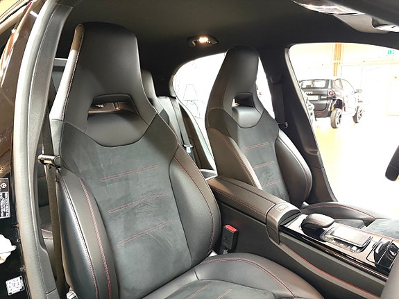 Mercedes-Benz A250 e 20 of 30