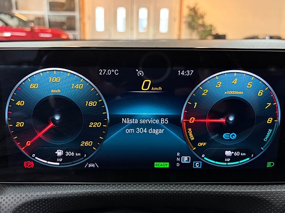 Mercedes-Benz A250 e 23 of 30