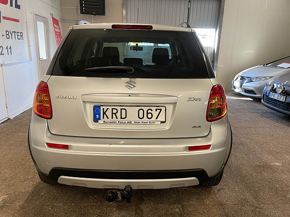 Suzuki SX4 4 of 20