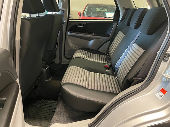 Suzuki SX4 14 of 20