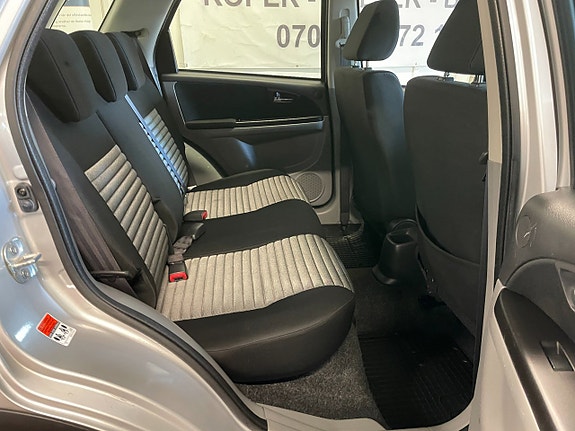 Suzuki SX4 16 of 20