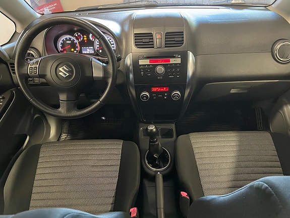 Suzuki SX4 10 of 20