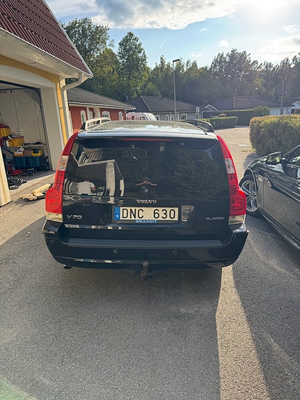 Volvo V70 6 of 11