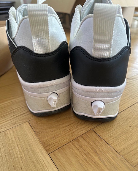 Product image 10 of 10
