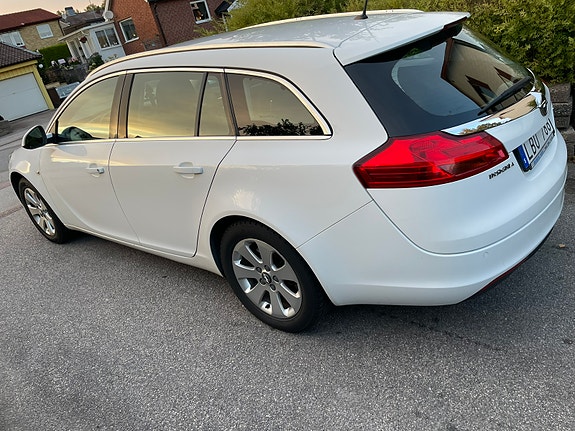 Opel Insignia 6 of 9