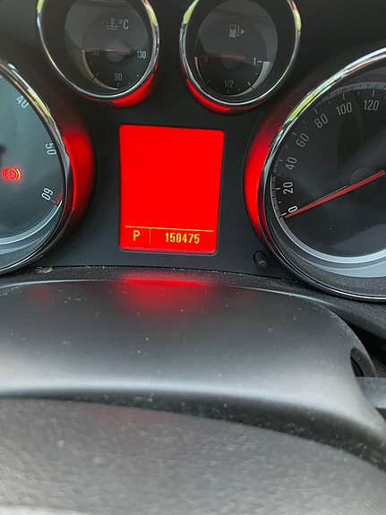 Opel Insignia 4 of 9
