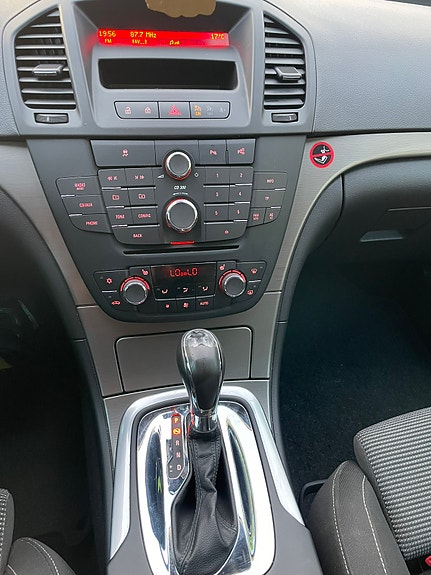 Opel Insignia 3 of 9