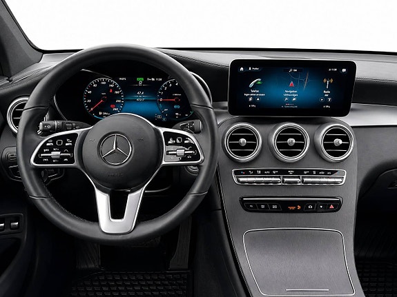 Mercedes-Benz GLC300 e 10 of 13