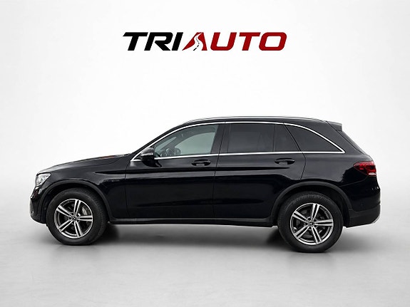 Mercedes-Benz GLC300 e 3 of 13